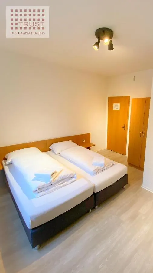 Hotel 24-7 Stadthotel Stuttgart
