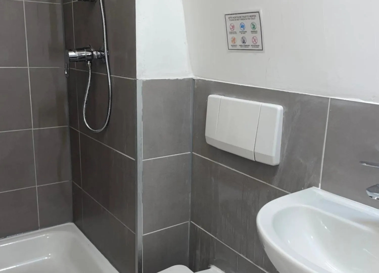 24-7 Stadthotel Stuttgart 2*,